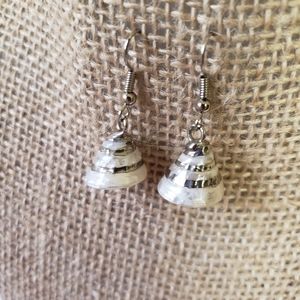 Handcrafted white shell dangle earrings, NWOT drop earrings